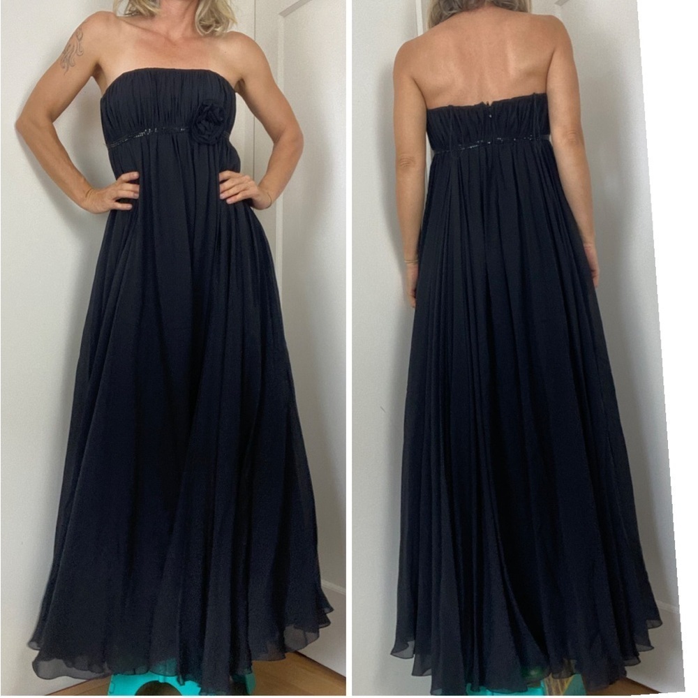PAMELLA ROLAND Black Silk Chiffon Strapless Empire Waist Rosette Gown size 6
